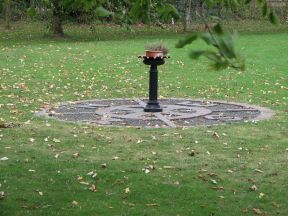 Greenwich Meridian Marker; England; Lincolnshire; East Kirkby